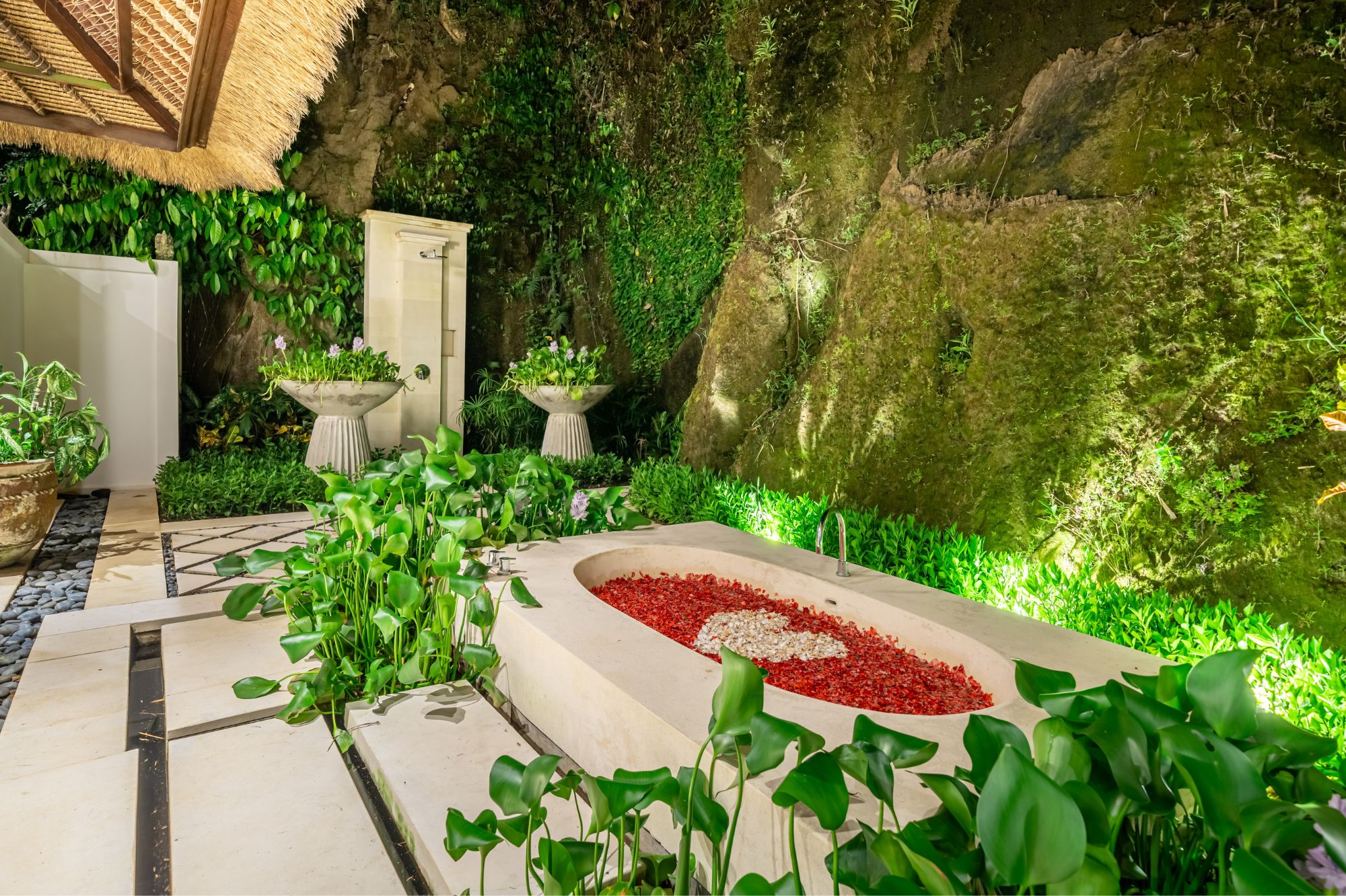Crafting the Perfect Honeymoon: A Romantic Retreat at Villa Jewel Bali